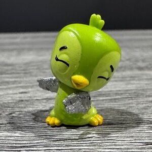 Hatchimals | CollEGGtibles: Green Pengula Penguin - Collectible Mini Figure